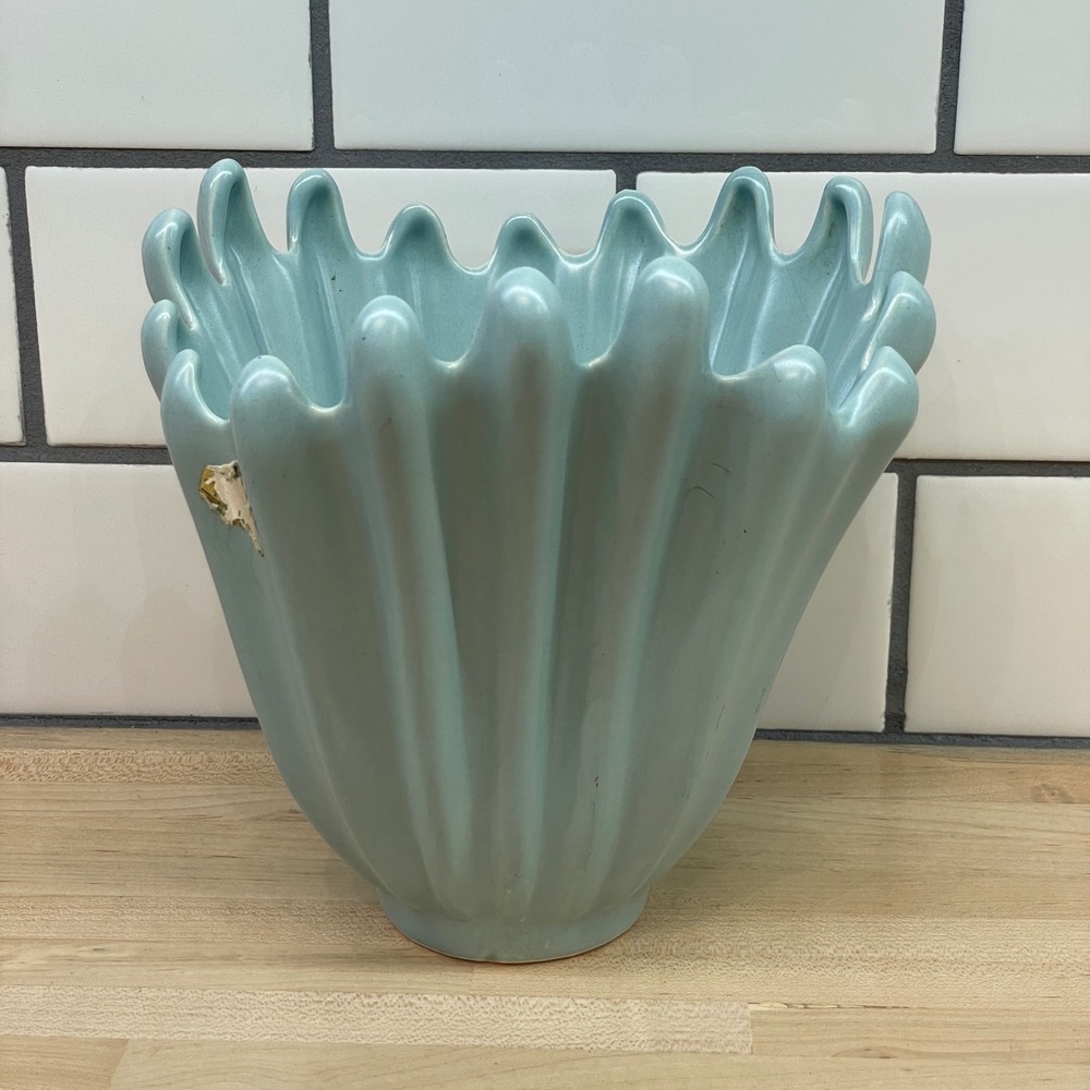 Vintage Mid Century Modern Light‎ Blue Splash Handkerchief Fluted Ceramic Vase - Picture 9 of 16